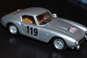 Ferrari   Schlesser