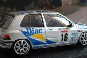 Photo de la miniature - Renault Clio  Oreille