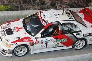 Photo de la miniature - Mitsubishi   Makinen