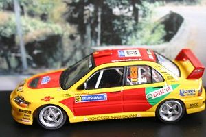 Photo de la miniature - Mitsubishi   Sola