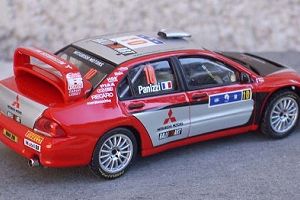 Photo de la miniature - Mitsubishi   Panizzi