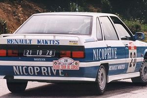 Photo de la voiture - Renault 21 Turbo  Joyes