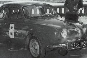 Photo de la voiture - Renault Dauphine  Storez