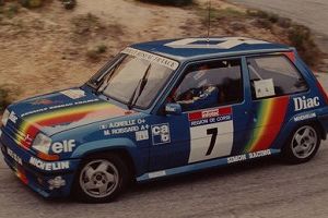 Photo de la voiture - Renault 5 GT Turbo  Oreille